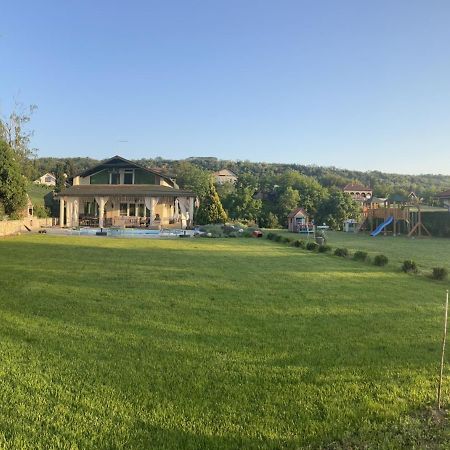 Vila Lily Βίλα Σμεντέρεβο Εξωτερικό φωτογραφία