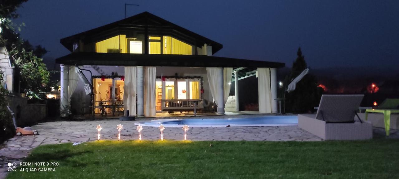 Vila Lily Βίλα Σμεντέρεβο Εξωτερικό φωτογραφία